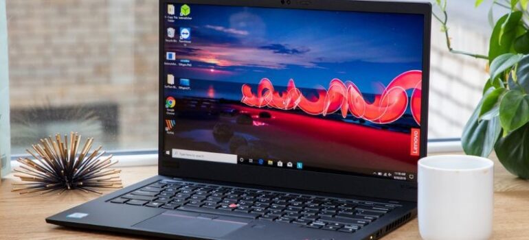 Driving Innovation and Reliability with a Lenovo Distributor in Dubai