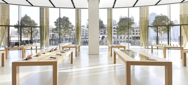 The Quiet Engine of an Apple Distributor in Dubai Behind Premium Digital Work