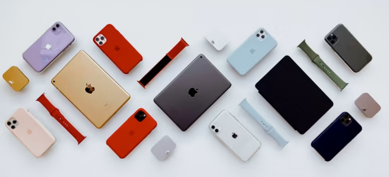 Choosing the Right Apple Products for Business Use with an Apple Distributor in Dubai