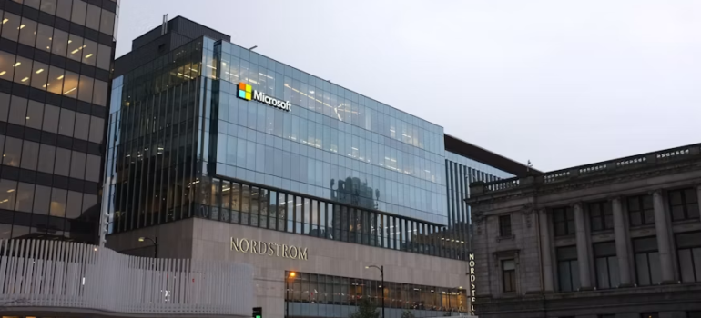 Microsoft Distributor in Dubai: Licensing, Cloud, and Enterprise Procurement