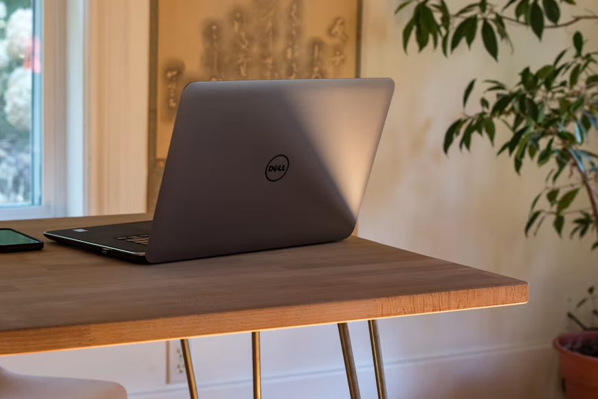 Dell Distributor in Dubai: Authorized Dell Products, Business Solutions & IT Distribution