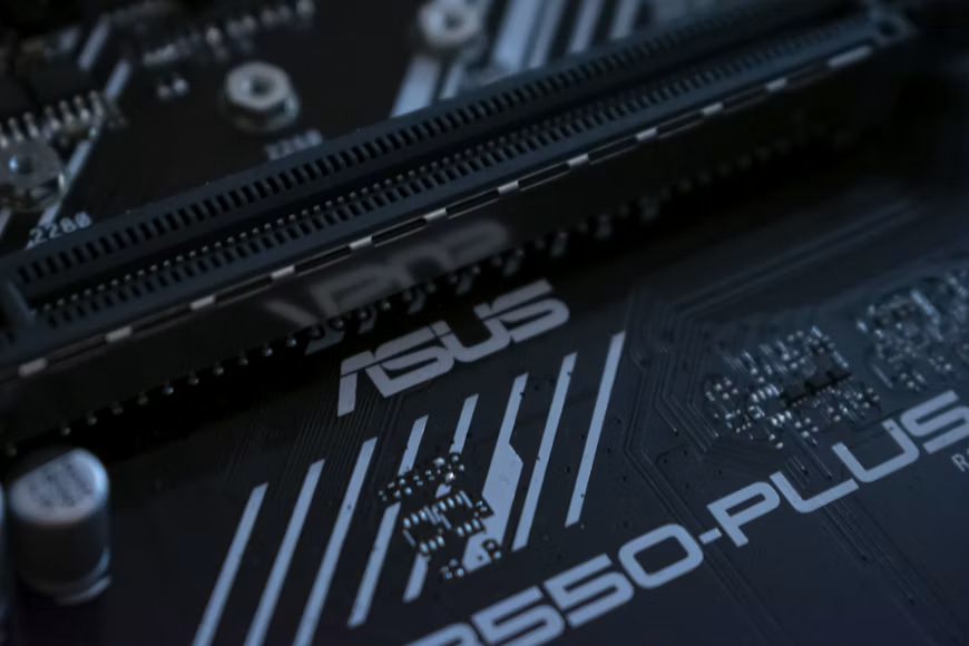 ASUS Distributor in Dubai: Laptops, PCs, Gaming & Business IT Products